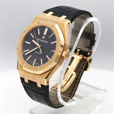 audemars piguet royal oak 15400 black|audemars piguet 15400 price.